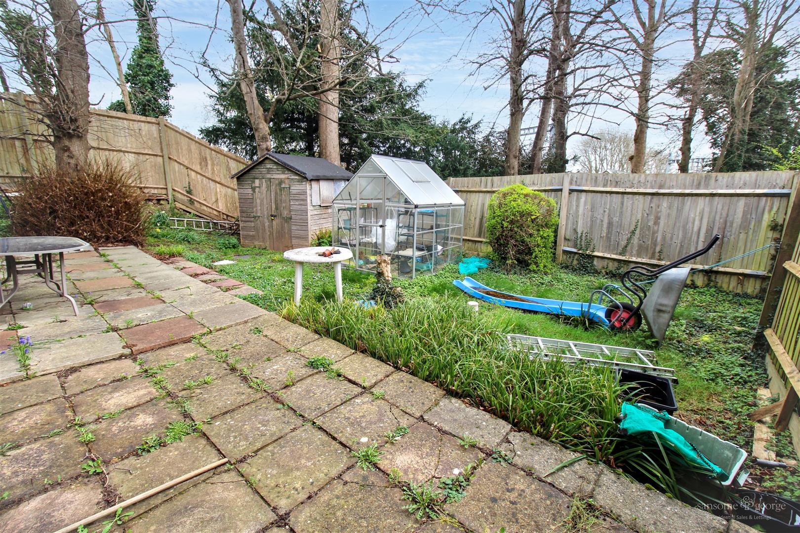 Marshall Close, Purley On Thames, Reading